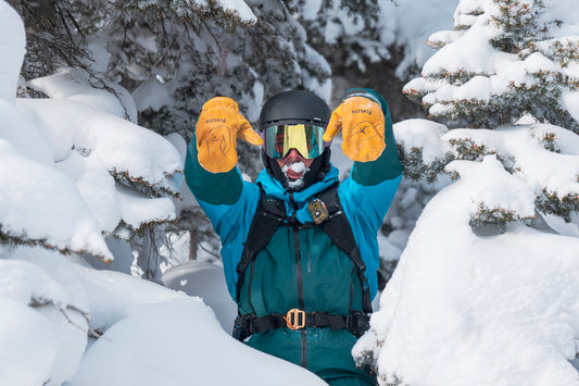 Embracing Mittens: The Unsung Heroes of Skiing and Snowboarding
